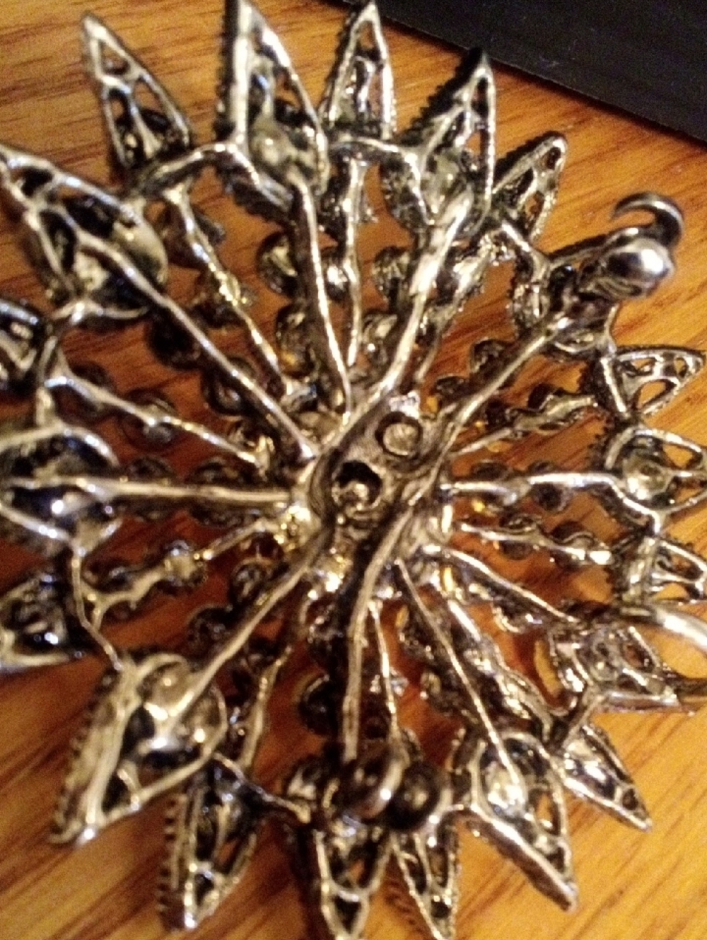 Pink Crystal Burst Brooch - Picture 5 of 5
